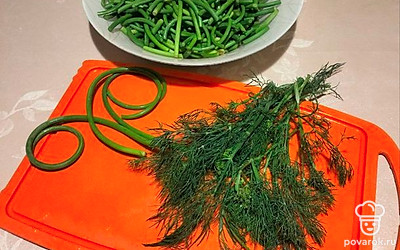 Разрежьте каждую стрелку на несколько частей.