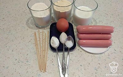 Подготовьте все ингредиенты. Разогрейте масло для фритюра (150-170 градусов).