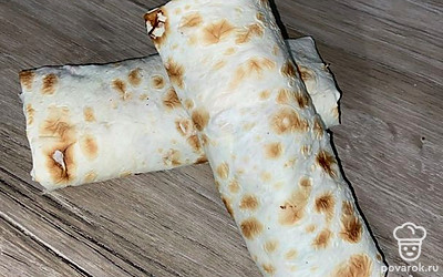 Сворачиваем шаурму.