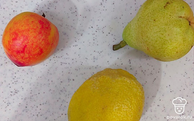 Подготовьте все ингредиенты. Помойте продукты. 