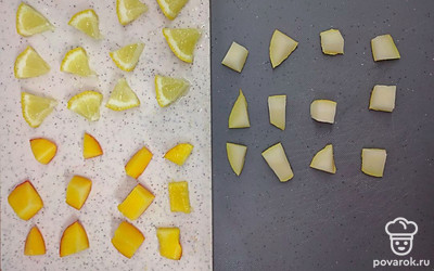 Отрежьте от каждого фрукта 12 долек.