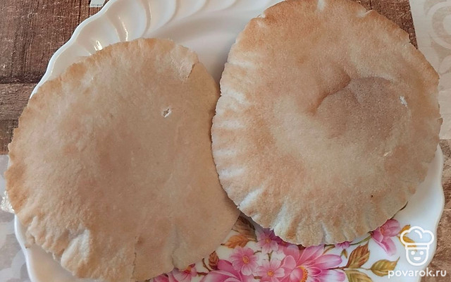 Пита с сыром и куриным фаршем — Рецепт с фото