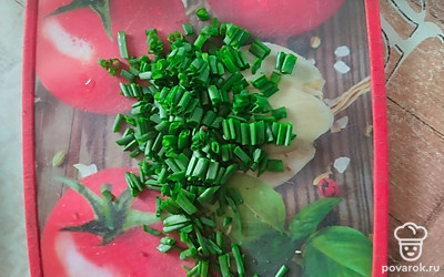 Так же поступите с зеленым луком.