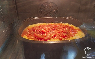 Запекайте в разогретой до 200 градусов духовке 40 минут.