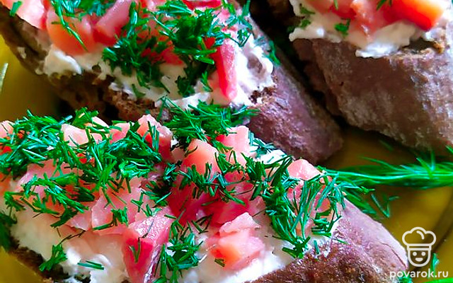 Брускетта «Фишка» с мясом криля — Рецепт с фото