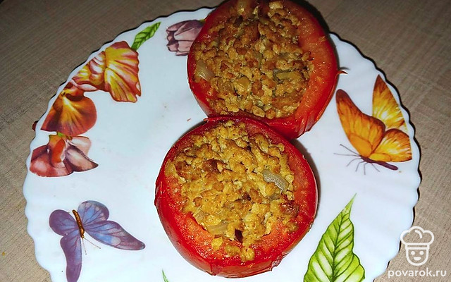 Томаты, фаршированные соевым фаршем — Рецепт с фото