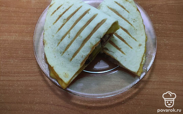 Кесадилья с индейкой, овощами и грибами — Рецепт с фото