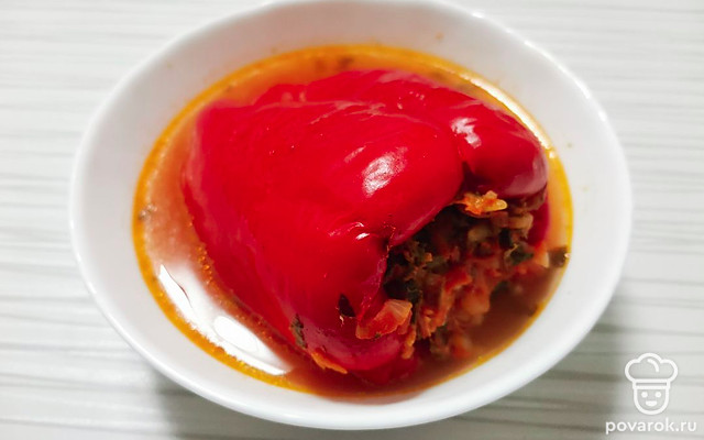 Перец фаршированный с круглым рисом — Рецепт с фото