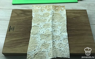 Лаваш разрезать на прямоугольники.