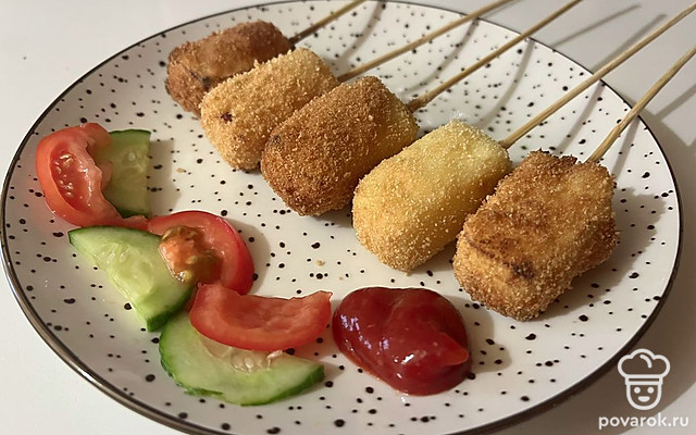 Жареный плавленый сыр в панировке — Рецепт с фото