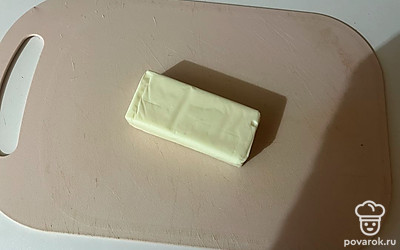 Сыр очистите от упаковки. 