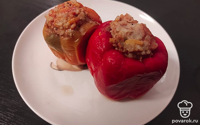 Фаршированные перцы с двумя видами фарша — Рецепт с фото