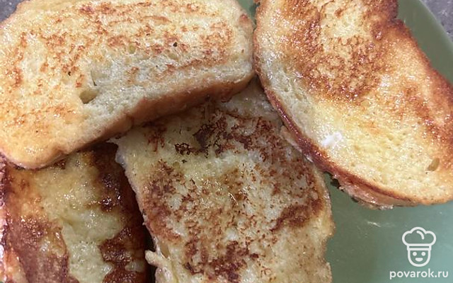 Гренки с яйцом и молоком — Рецепт с фото