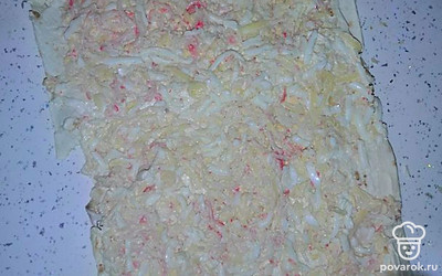 Размазать равномерно получившуюся смесь.