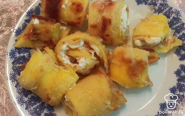 Рулетики из кабачка с творожным сыром — Рецепт с фото