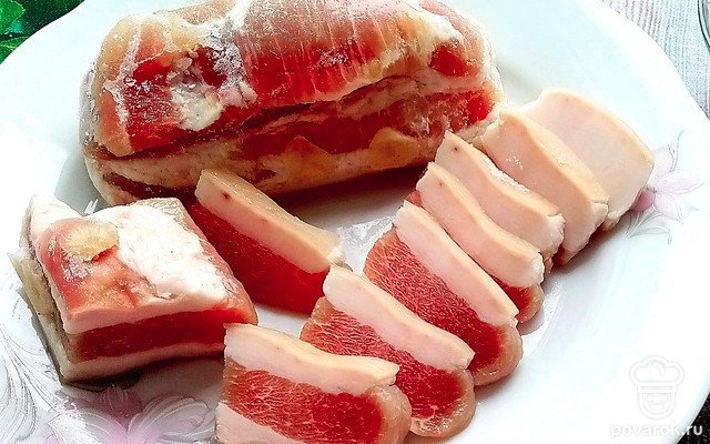 Нежная грудинка из рассола — Рецепт с фото