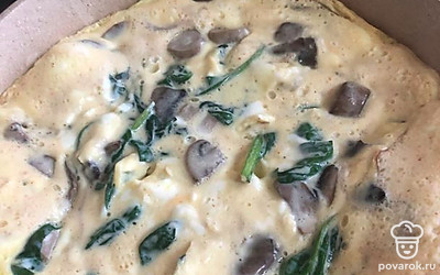 Получается пышная и аппетитная фриттата.