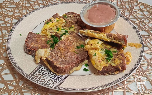 Гренки из серого хлеба с паштетом — Рецепт с фото