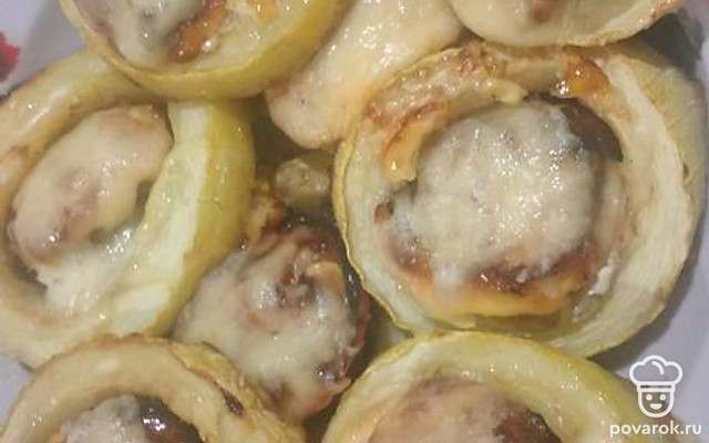 Отличные фаршированные кабачки с сыром и помидорами — Рецепт с фото