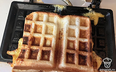 И обжаривайте при максимальной мощности в течение 8 минут. 