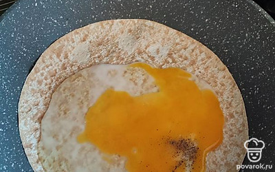 Солим и перчим на свой вкус. 