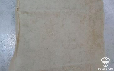 Разложить лаваш. 