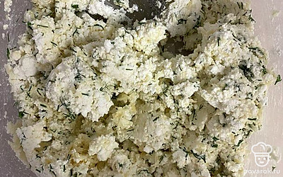 Размешайте все ингредиенты.