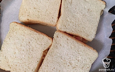 Отправить в духовку на 15-20 минут при 180 градусах.