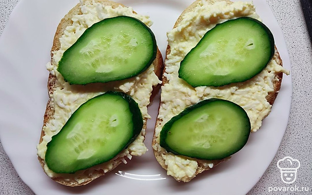 Легкие бутерброды на перекус — Рецепт с фото