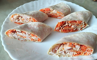 Разрезать, подать к столу. Приятного аппетита!