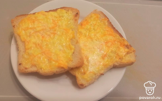 Гренки с морковью и плавленым сыром — Рецепт с фото