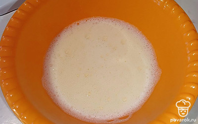 Взбиваем пару минут до появления пенки.