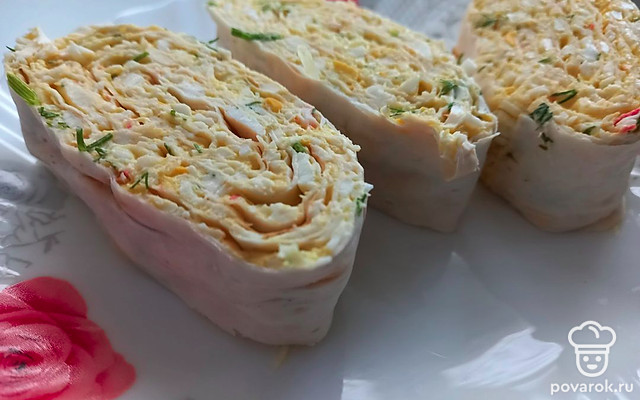 Лаваш с крабовыми палочками к праздничному столу — Рецепт с фото