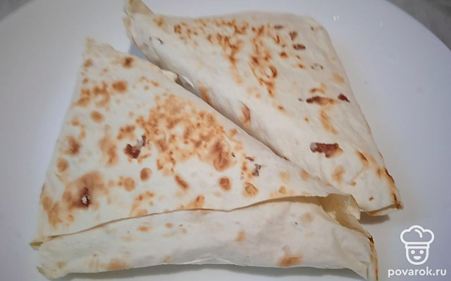 Ленивые пирожки с капустой из лаваша — Рецепт с фото