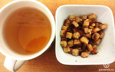 Подавайте порционно с любимыми напитками.