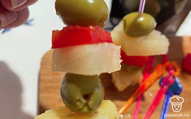 Канапе «Оливковый рай» — Рецепт с фото