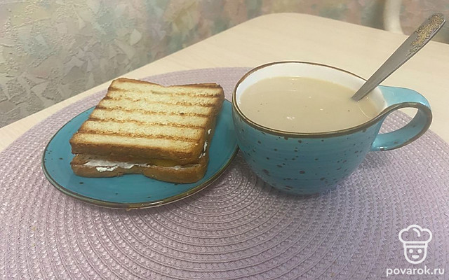 Домашний сэндвич с рыбой и творожным сыром — Рецепт с фото