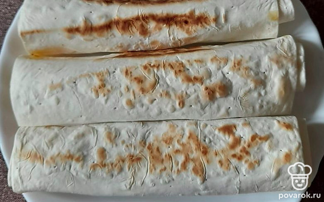 Сытные трубочки из лаваша к чаю — Рецепт с фото