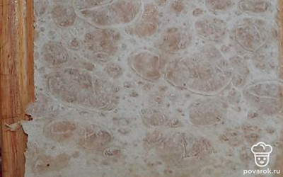 Разложить лаваш. 