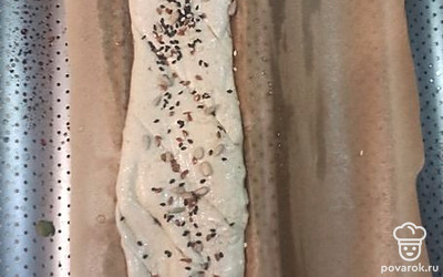 посыпать семечками, оставить на час. 