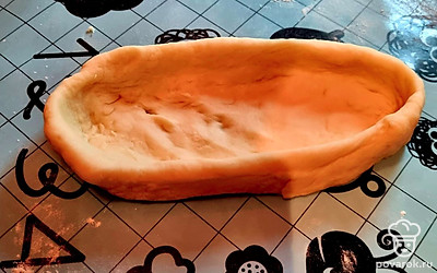 Сформируйте лодочку из каждой части.