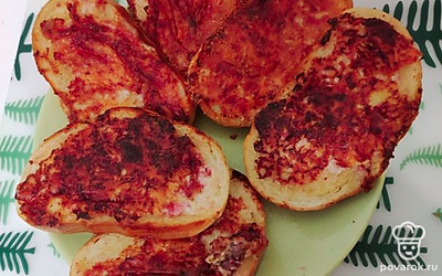 Подавать на блюде.