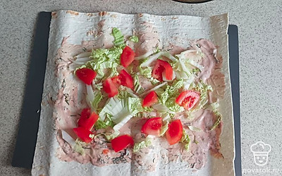 Затем помидоры.