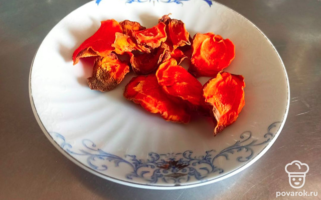 Морковные чипсы в аэрогриле — Рецепт с фото