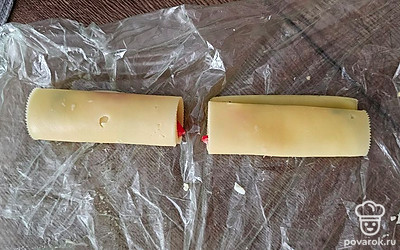 Сверните рулетом. 