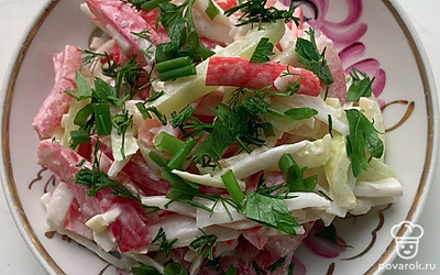 Перед подачей посыпать зеленью.