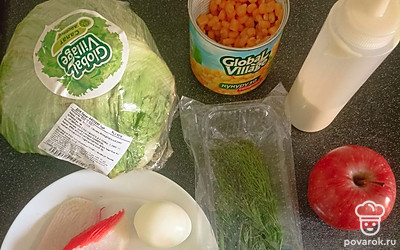 Отварить яйца, помыть овощи и зелень. 