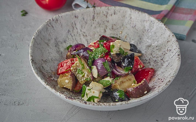 Салат по-гречески из печеных овощей — Рецепт с фото